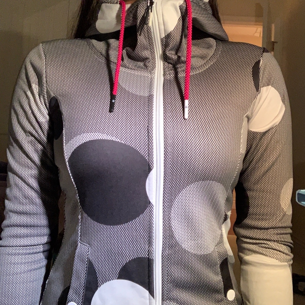 BENCH zip up sweater